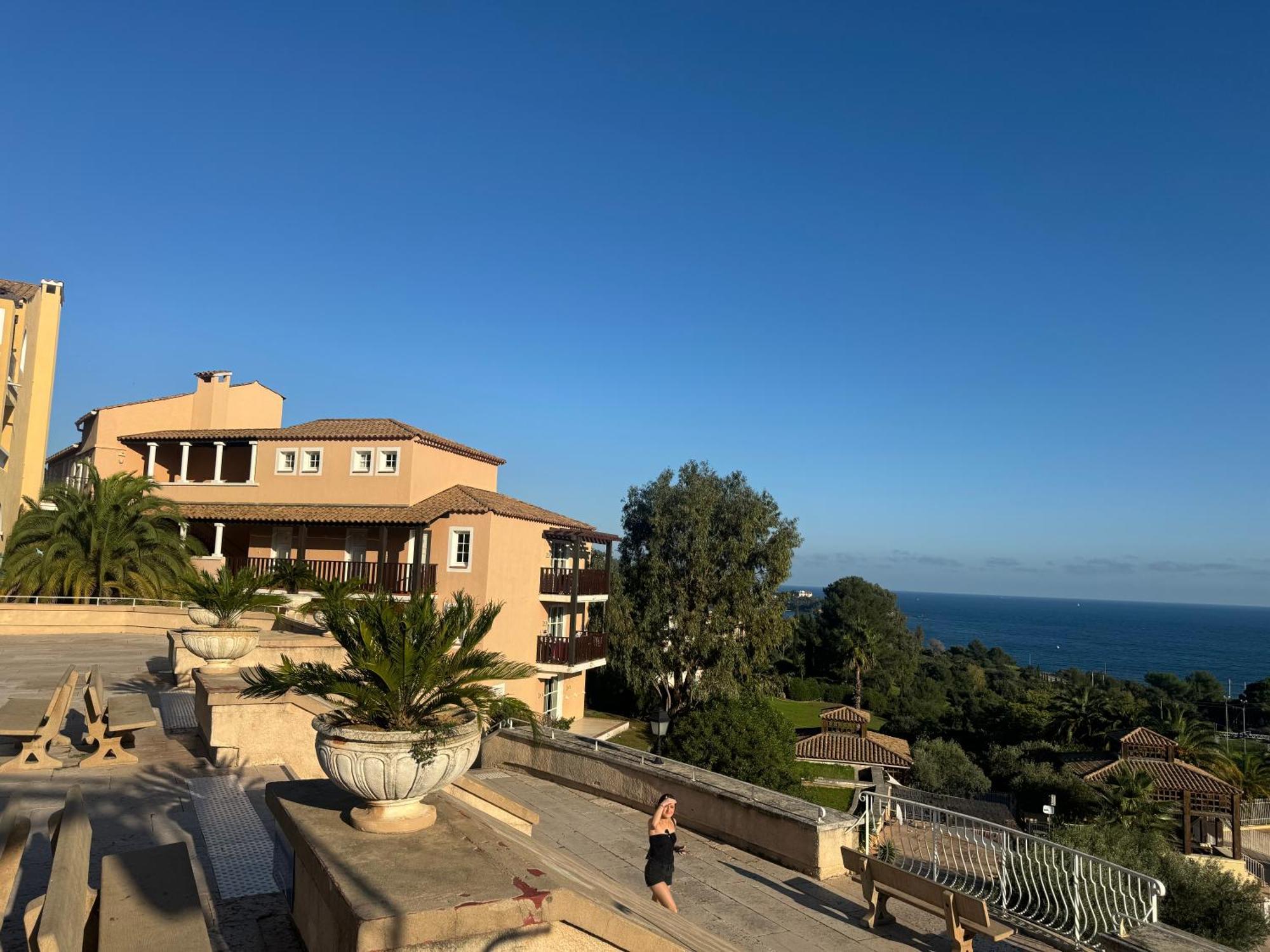 Vacances Cap Esterel Apartment - Agay Saint-Raphaël Exteriör bild
