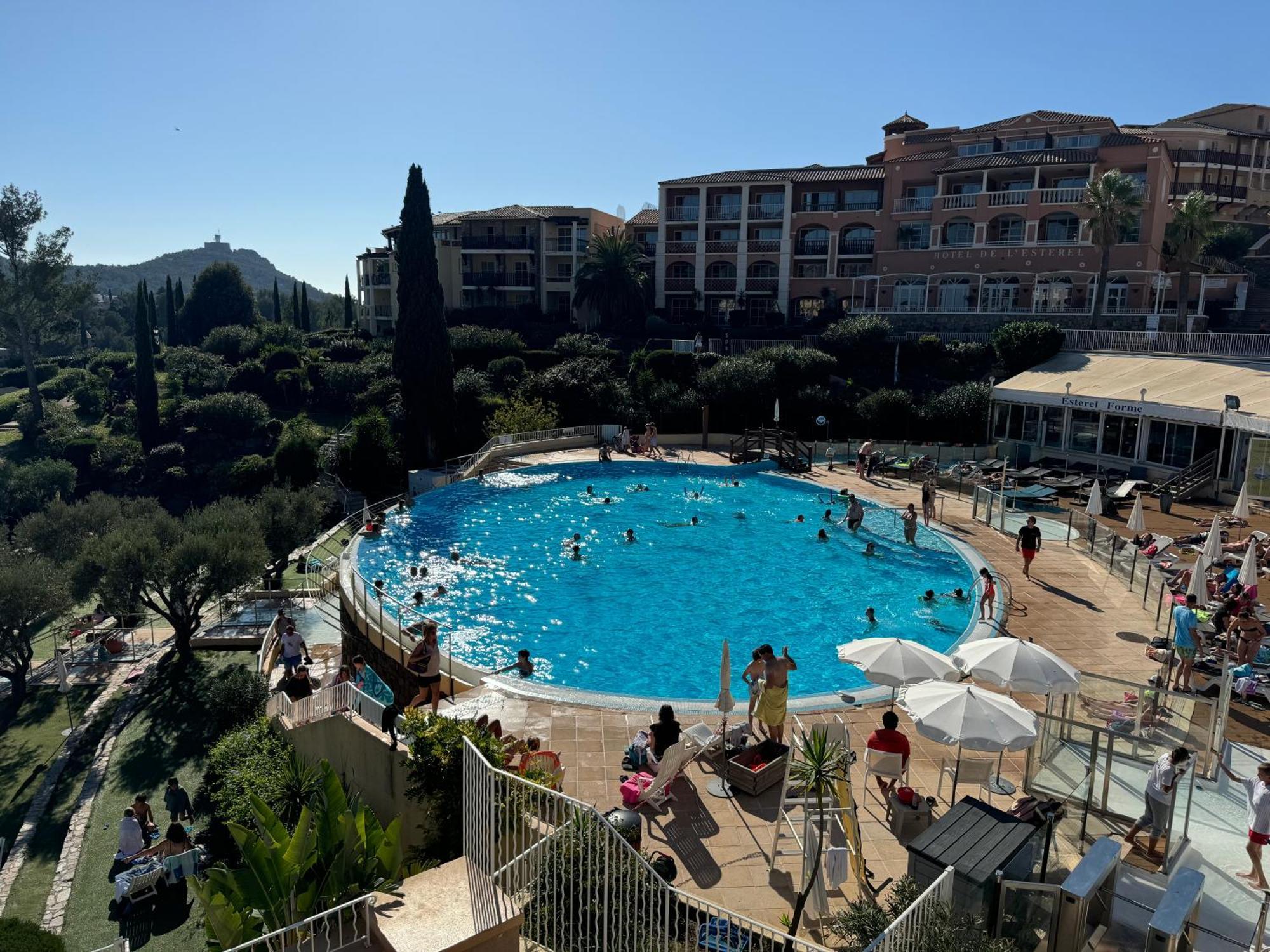 Vacances Cap Esterel Apartment - Agay Saint-Raphaël Exteriör bild